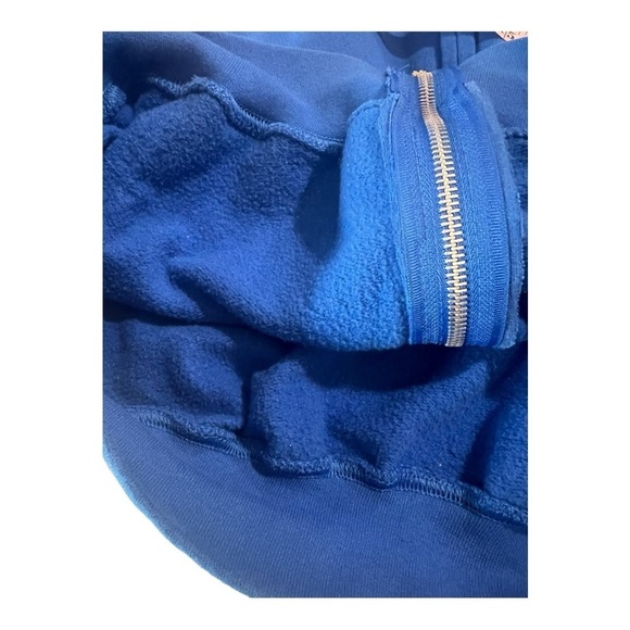 Walt Disney World Blue Hoodie jacket Mickey and friends Where Dream Come True - Picture 13 of 14